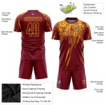 Gelbe Uniform Custom Sublimation Crimson Fußballtrikot